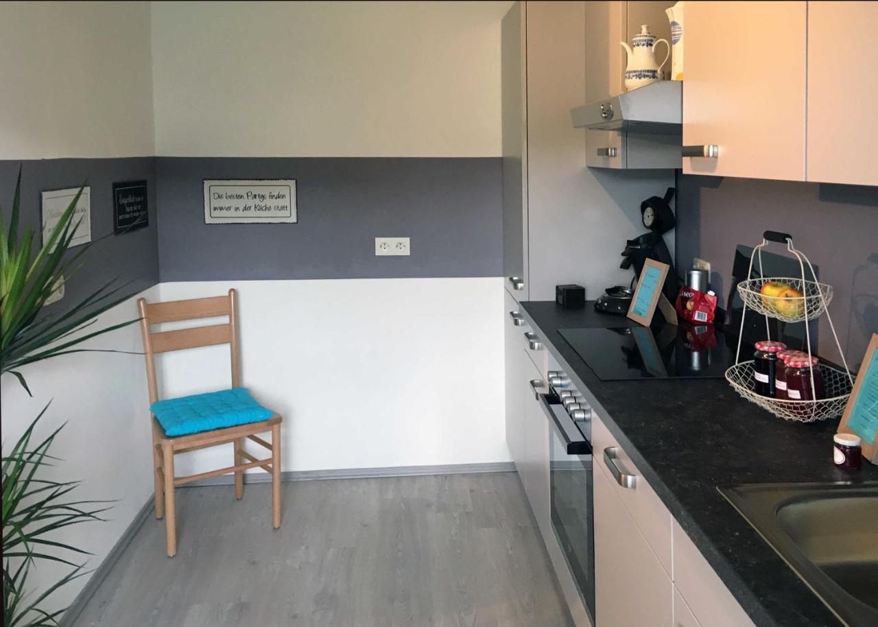 Ferienwohnung Im Paradies Momlingen Екстер'єр фото